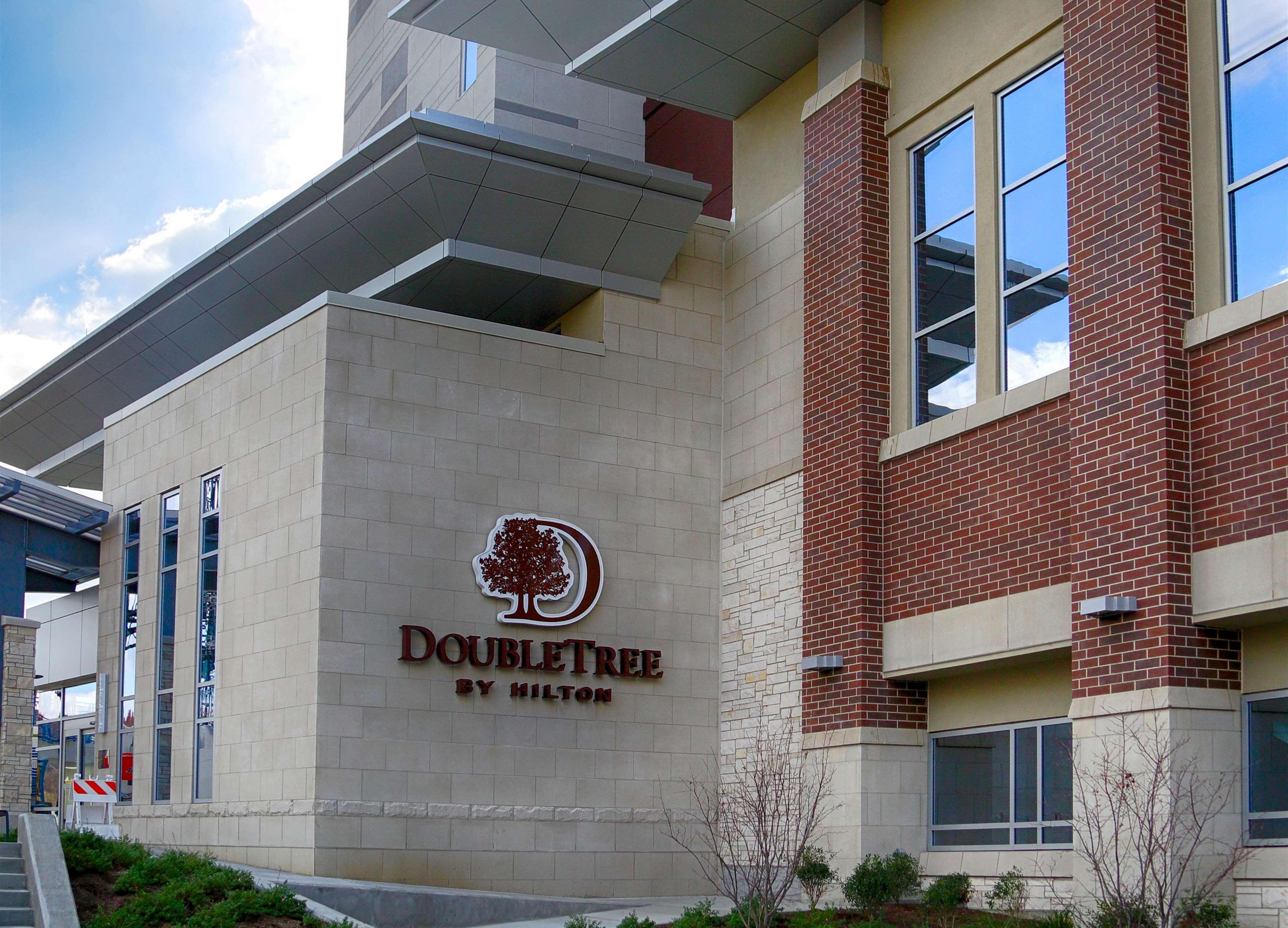 Doubletree By Hilton Lawrenceburg Hotel Exterior photo